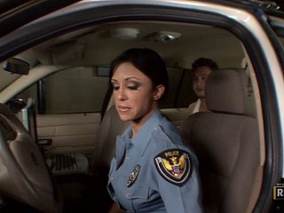 Permata Hollow out Cop Milf
