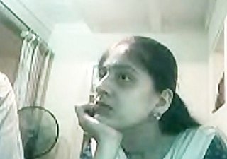 Lucknow Paki Woman sucks 4 inch Indian Muslim Paki Gumshoe exceeding Webcam