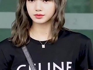 Koreli celeb lisa güzel kız