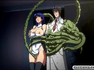 Busty hentai złowione i wiercone przez futrzanych macki anime