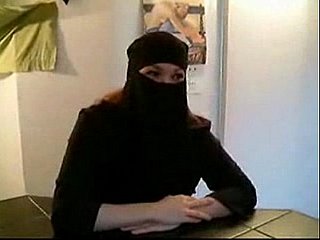 Djamila Mint Arab r.
