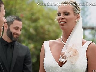 Bridezzilla：婚礼第1部分的他妈的 - 菲尼克斯·玛丽（Phoenix Marie）