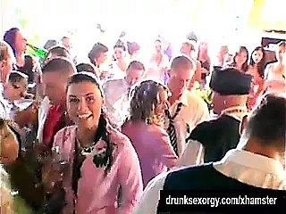 婚礼妓女在公共场合他妈的