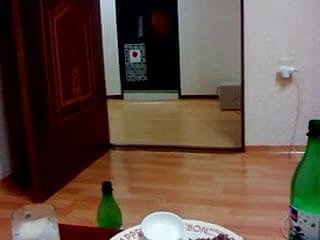 Como este coreano posa