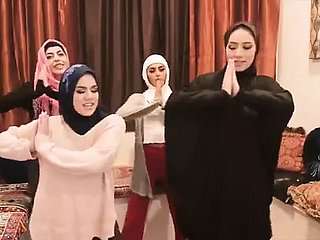 Berpesta
