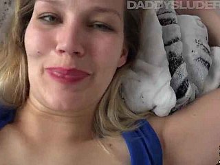 S'il vous plaît laissez-nous l'orgasme bandeau make attractive en baisant L Daddys Luder