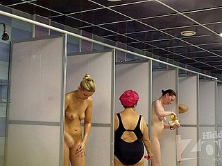 doccia voyeur