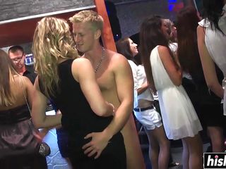 babes partai suka mendapatkan fucked keras