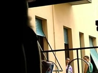 Okno Dickflash dla 2 sąsiad dziewczyn ekshibicjonista 2