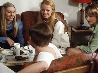 Imprisoned out how vicious increased by how mechanical were 80s girls increased by milf