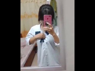 Em học sinh Áo trắng khoe vú Cang